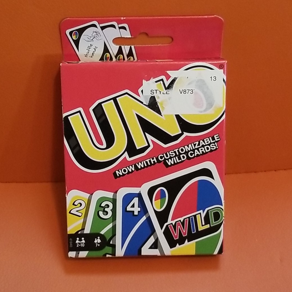 Uno card game New